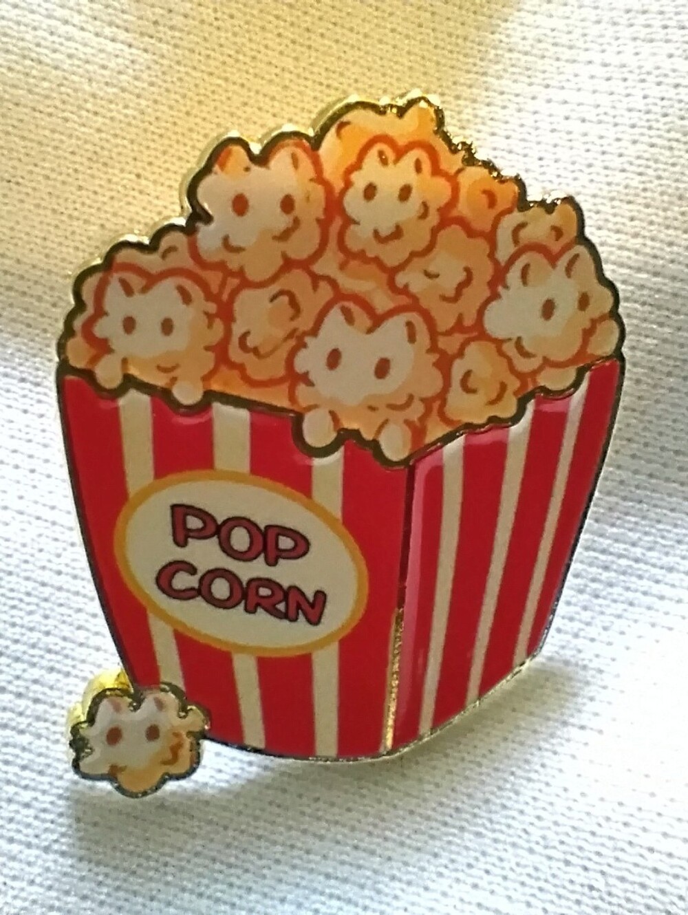 🧁 3/$30 Cute Popcorn Kitties Enamel Pin NEW
